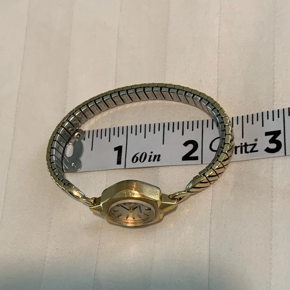 Vintage Women’s Benrus Wristwatch (Working)